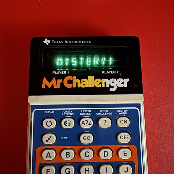 Vintage 1980 Texas Instruments Mr. Challenger Spelling Handheld Game USA TESTED - Picture 2 of 4